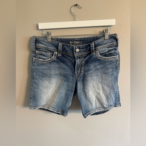 Silver Suki Surplus Short - Picture 2 of 5